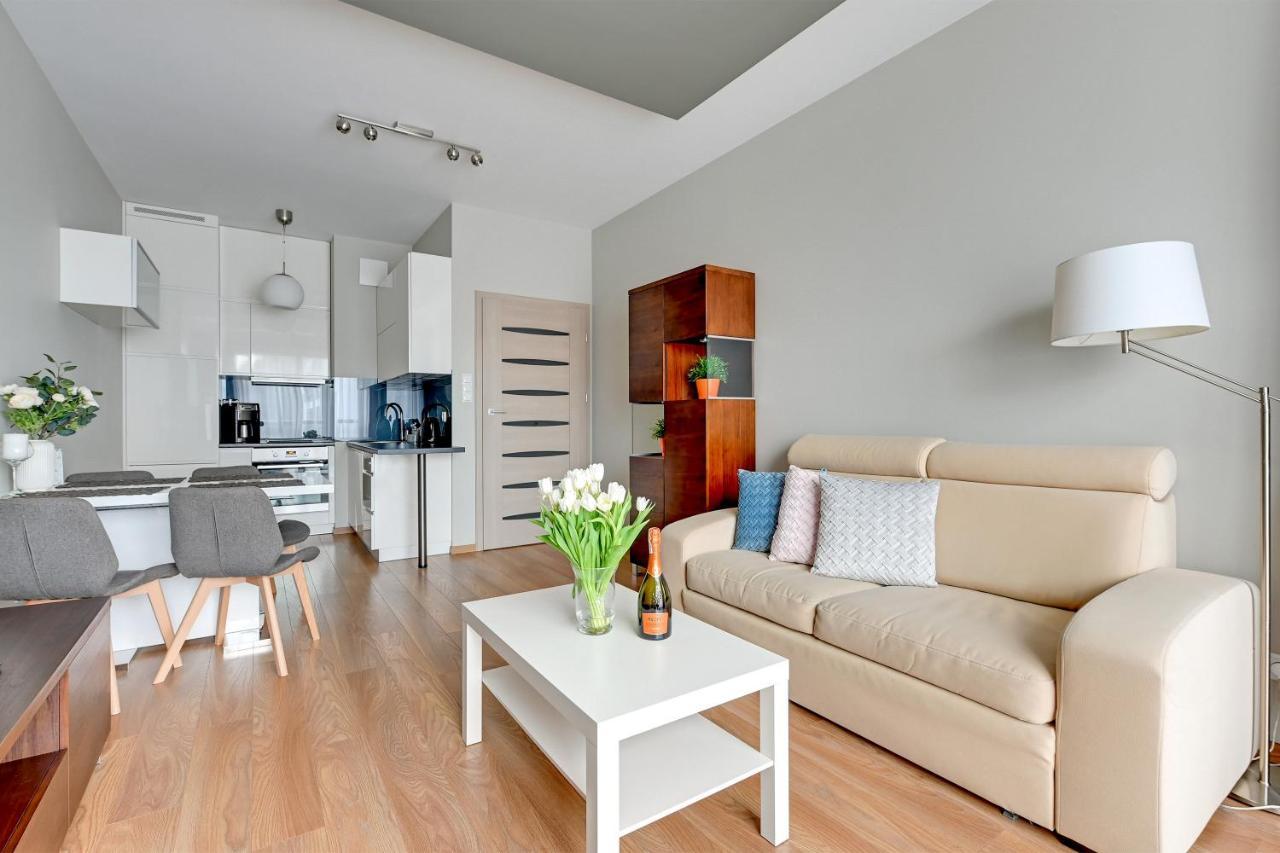 Apartments Riva - Nadmorski Dwor Premium グダニスク エクステリア 写真
